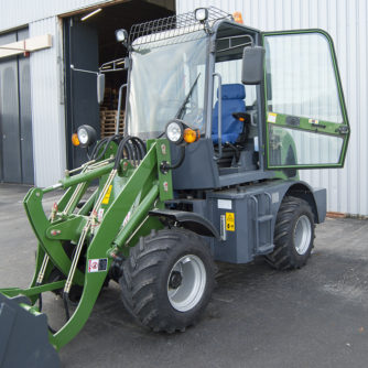 Lastmaskin Skipsna T8600 4x4 EURO5 thumbnail