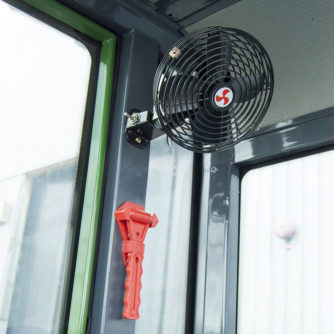 Lastmaskin Skipsna T8600 4x4 EURO5 thumbnail