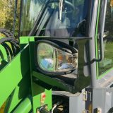 Främre strålkastare med blinker i skyddsfäste på Skipsna T3600