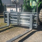 Hydrauliska pallgafflar LARGE med hydraulcylindrar för gaffelinställning, på lastmaskin